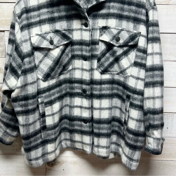 Zara Plaid Flannel Shacket Button Up Womens Large Black White‎ Wool Blend Jacket - Picture 5 of 10